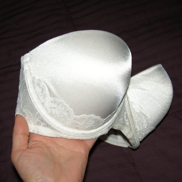34D Lily of France White Strapless bra w/removable straps - Picture 5 of 7